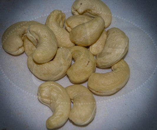 Plain Kaju (Cashews)